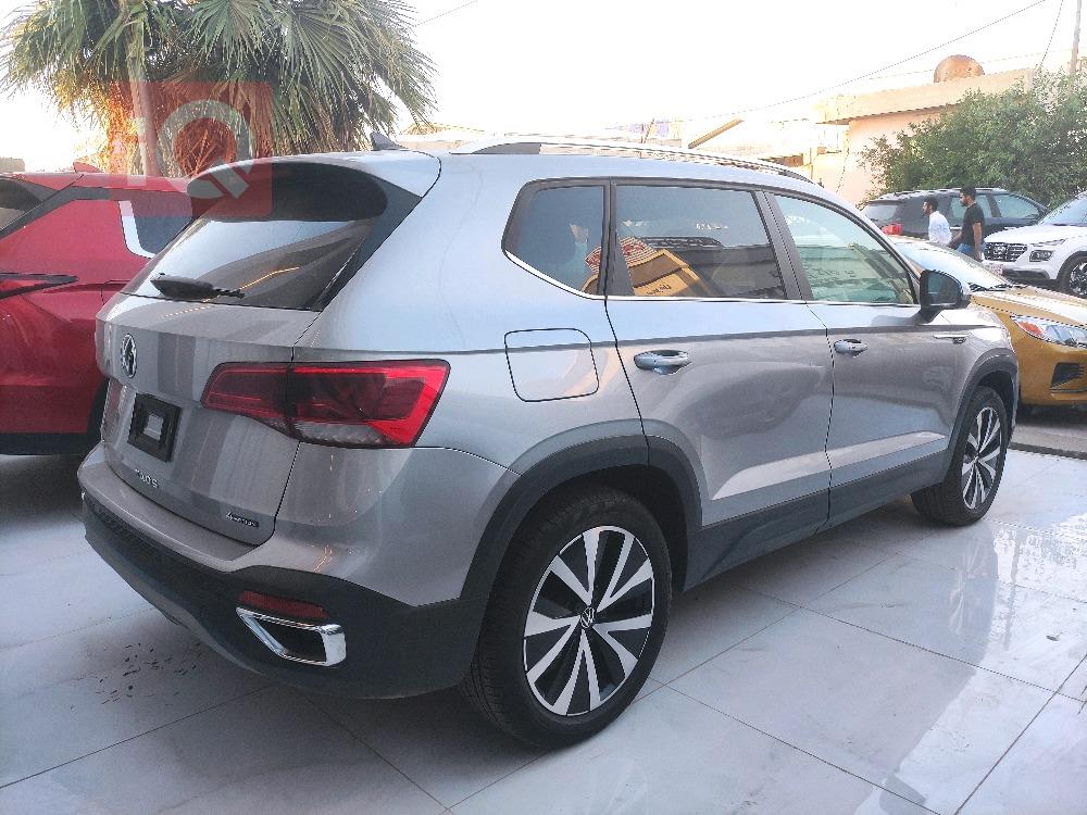 Volkswagen Taos